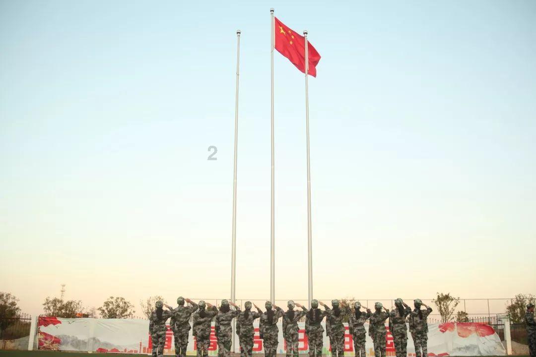 “顶流”最新调仓曝光！刘格菘坚守新能源，张坤、李晓星减仓港股互联网